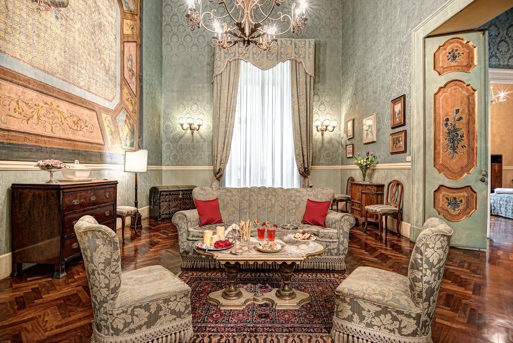 Arthouse Lady Marys Tribunali Luxury Suite Nápoles Exterior foto