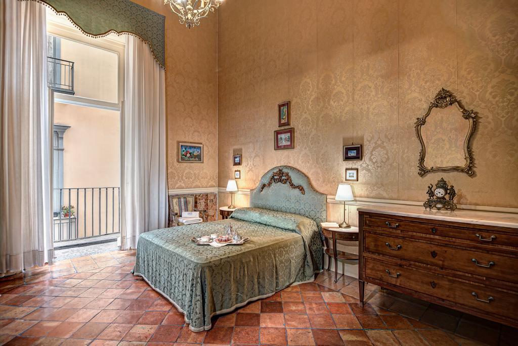 Arthouse Lady Marys Tribunali Luxury Suite Nápoles Exterior foto